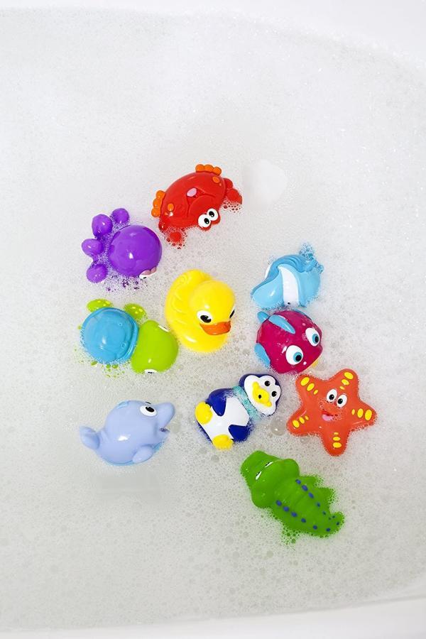 Nuby Little Squirts Bath Toys in Tub